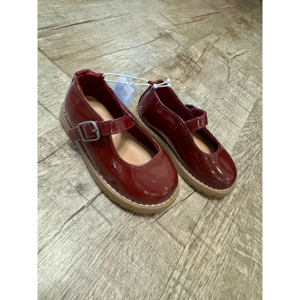 Old Navy Toddler Girls Burgundy Patent Mary Jane Buckle Shoes Size 6 NEW